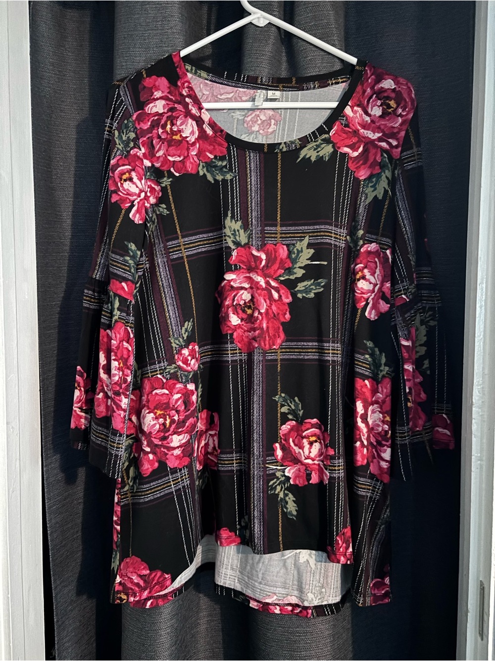 Black Floral Plaid Women's Tunic Blouse with Pink Roses